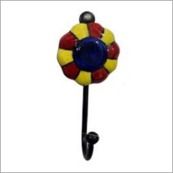 हाथ से बनाए गए दीवार के हुक