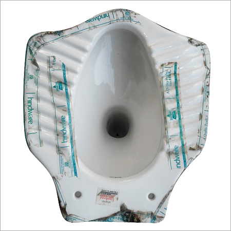 हिंदवेर यूनिवर्सल वॉटर क्लोज़ेट