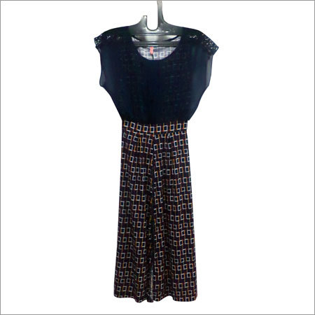 फैंसी जम्पसूट