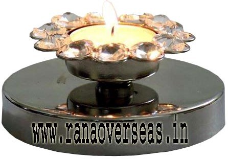 Diamond T-Lights - Diamond, Round Shape, Silver Color | Eye-Catching Decorative Light Holder with Captivating Engravings and Attractive Designs