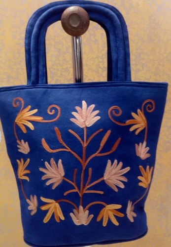 Fancy Ladies Handbag in Suede Leather 