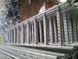 Ladder Type Cable Tray - Conductor Material: Aluminum