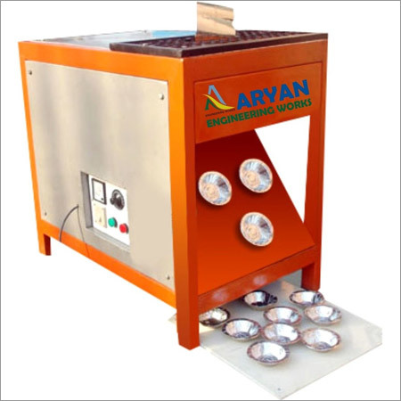 Semi Automatic Single Die Dona Making Machine