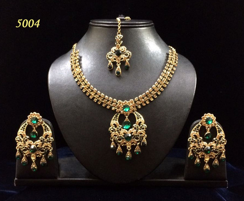 भारी हार सेट