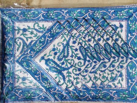 ब्लू ग्रीन पैस्ले डिज़ाइनर डाइनिंग प्लेस मैट सेट