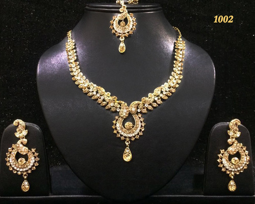 भारी हार सेट