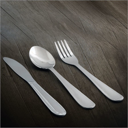 उच्च गुणवत्ता वाला स्टेनलेस स्टील कटलरी सेट