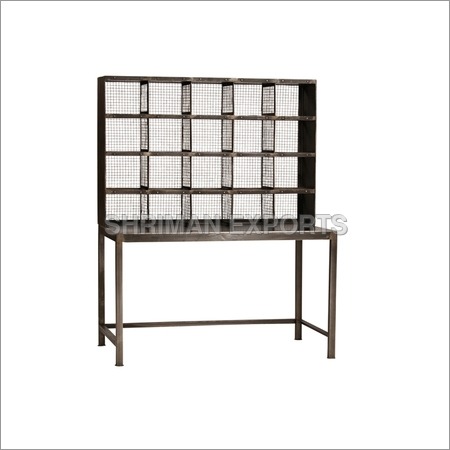 विंटेज इंडस्ट्रियल आयरन डेस्क