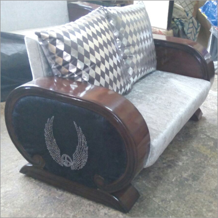 दो सीटर सोफे