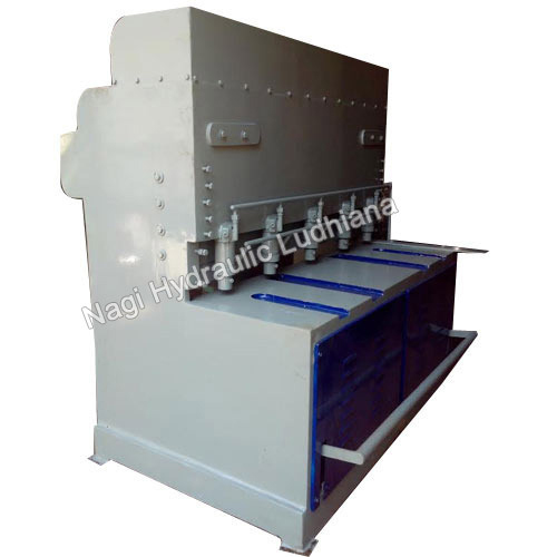 Hydraulic Sharing Machine - Mild Steel Construction, 220-480 Voltage, Manual Control System | Full Automatic Cutting, Automatic Feeding Feature