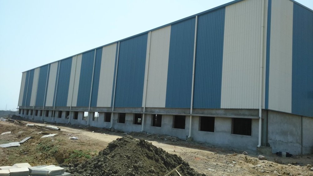 Factory Shed - Steel, Customizable Dimensions, Blue and White | Welded & Bolted, Sliding Metal Door, Thermal Insulation, Earthquake Zone 5, Heavy-Duty Reinforced Concrete Floor