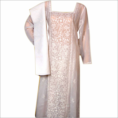 महिलाओं का कुर्ता