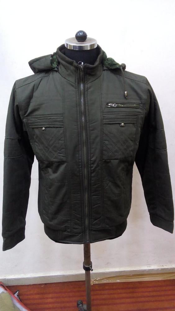 बच्चों की हुड वाली जैकेट