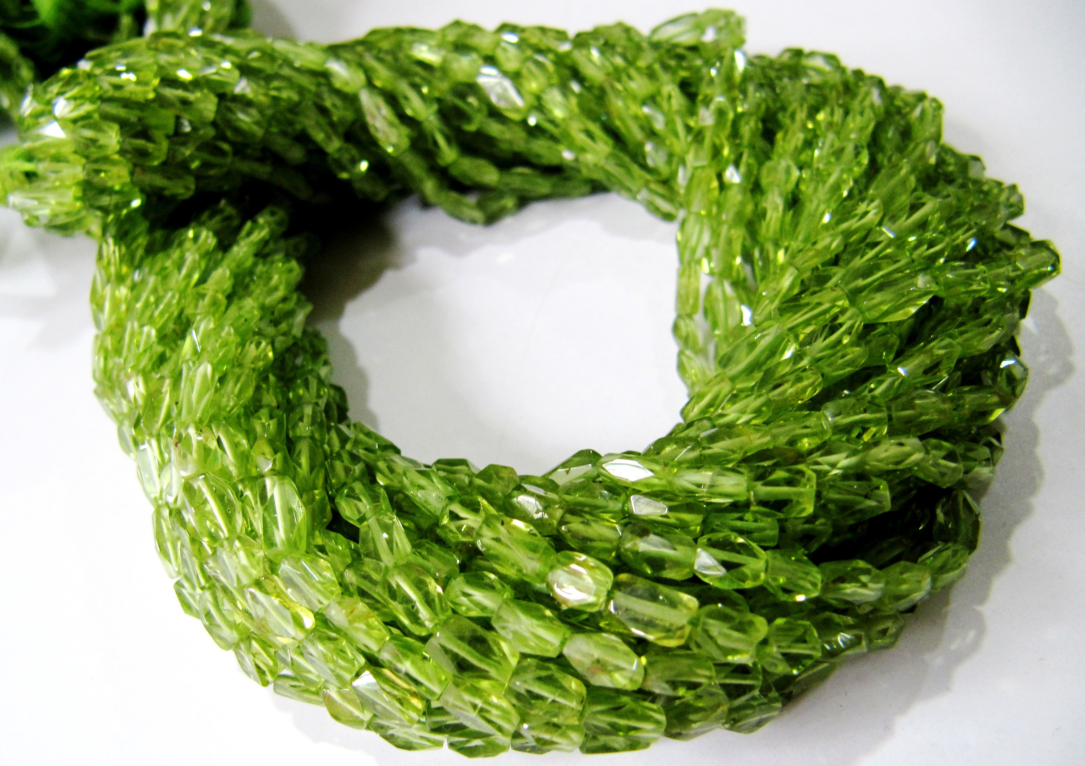 Green Peridot Rondelle Faceted 3 To 3.5mm Beads