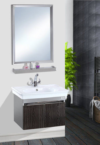 छोटी बाथरूम वैनिटी