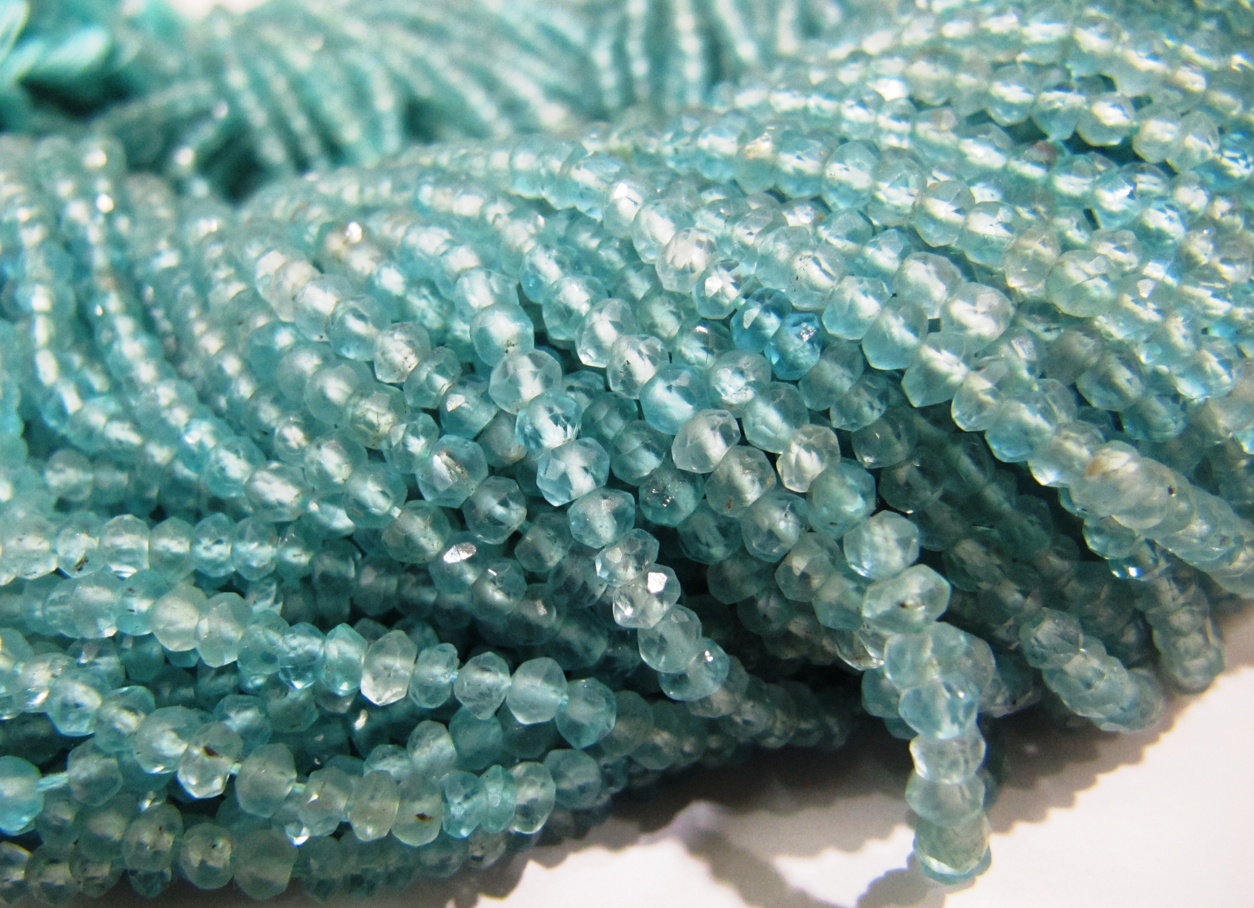 Black Blue Sapphire Smooth Beads