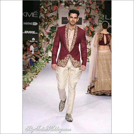 डिज़ाइनर इंडो वेस्टर्न ब्लेज़र