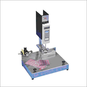 कठोरता परीक्षक