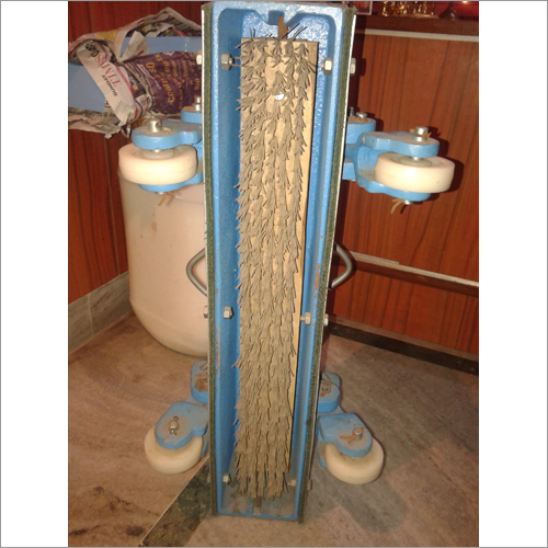 स्विमिंग पूल वैक्यूम हेड्स