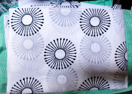 5 YARD HAND BLOCK PRINT100% COTTON FABRIC ROUND DESIGN