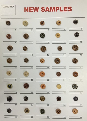 लकड़ी का बटन