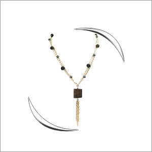 कांच की मोतियों की हार