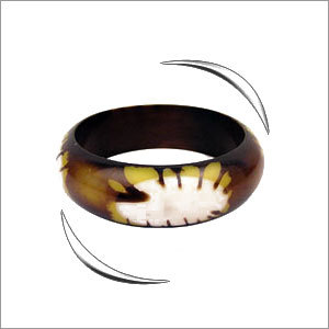 इनेमल पेंटेड रेजिन बांगल