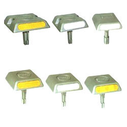 रोड स्टड