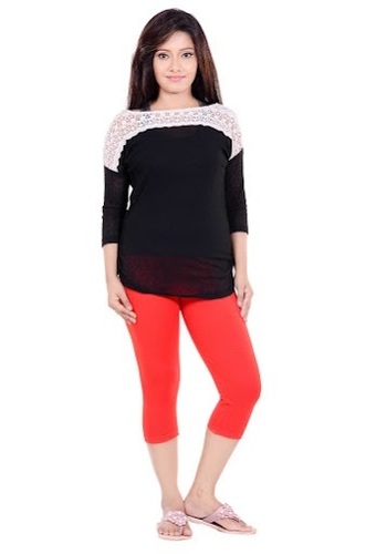 शॉर्ट लेगिंग्स