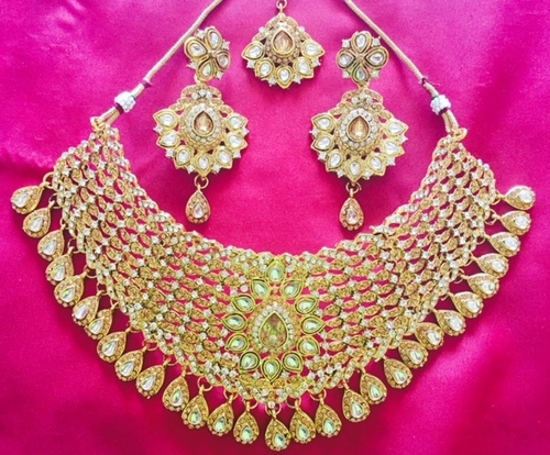 नेकलेस सेट