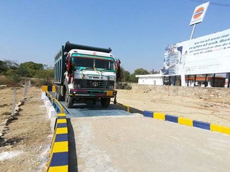 Modular Weighbridge - Steel, Variable Dimensions | High Accuracy, Durable Design, Easy Installation, Versatile Use, Digital Indicators, 1-year Warranty