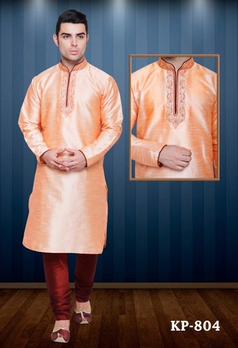भारतीय पुरुषों कुर्ता पायजामा