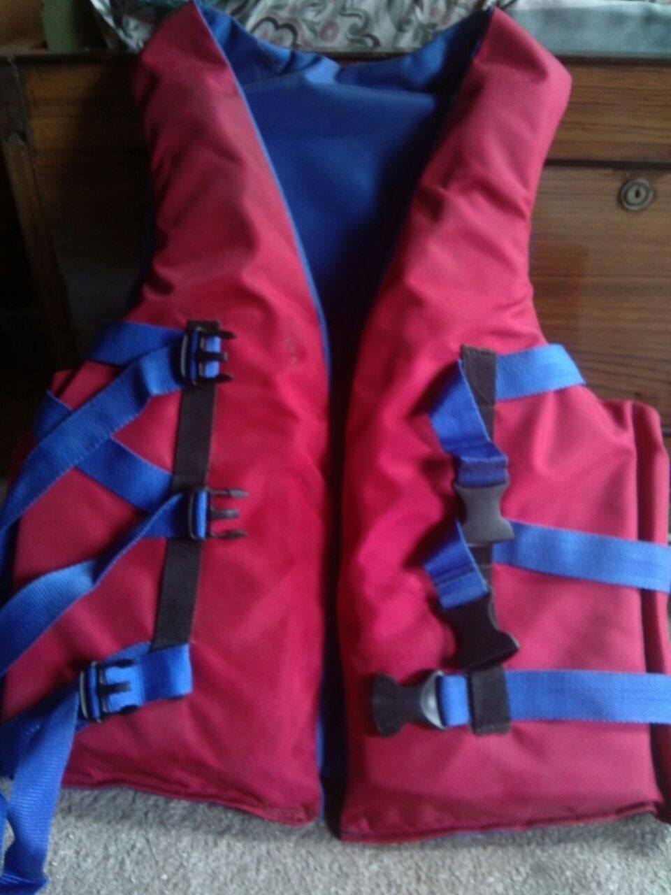 Safety Life Jacket. Gender: Male