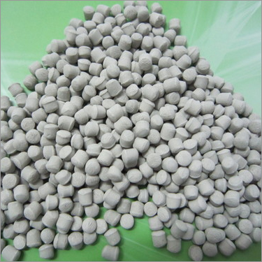 Desiccant Masterbatch - LLDPE Granules | Highly Effective Moisture Binding, Longer Shelf Life, Easy to Use, Tamper Proof Packaging