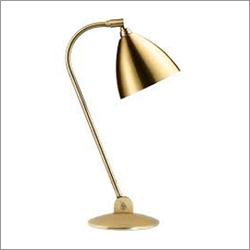 पीतल अध्ययन लैंप
