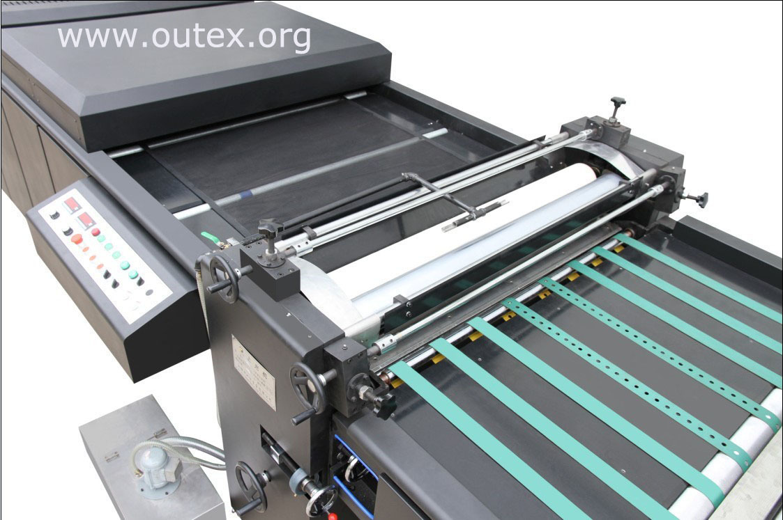 High Speed Auto Varnishing Machine