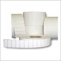 रोल रूप में ब्लैंक लेबल्स