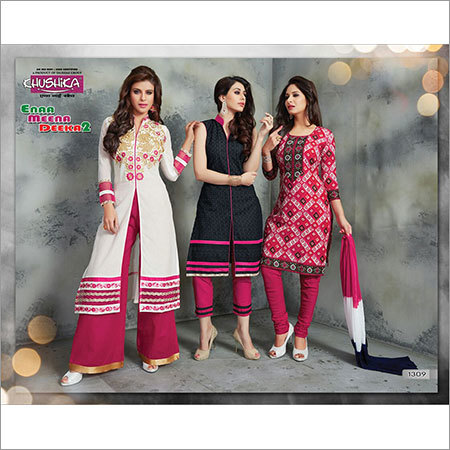 अनस्टिच्ड भारतीय सलवार कमीज़