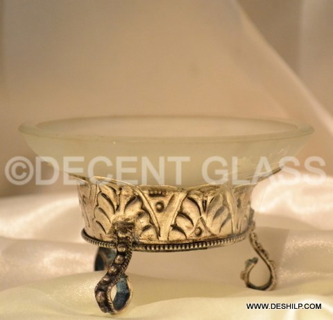 Velvetwave Elegant Soap Holder - Metals Type: Iron