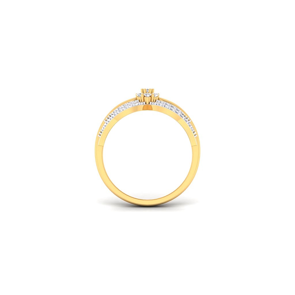 18k Yellow Gold Ring With Diamonds
