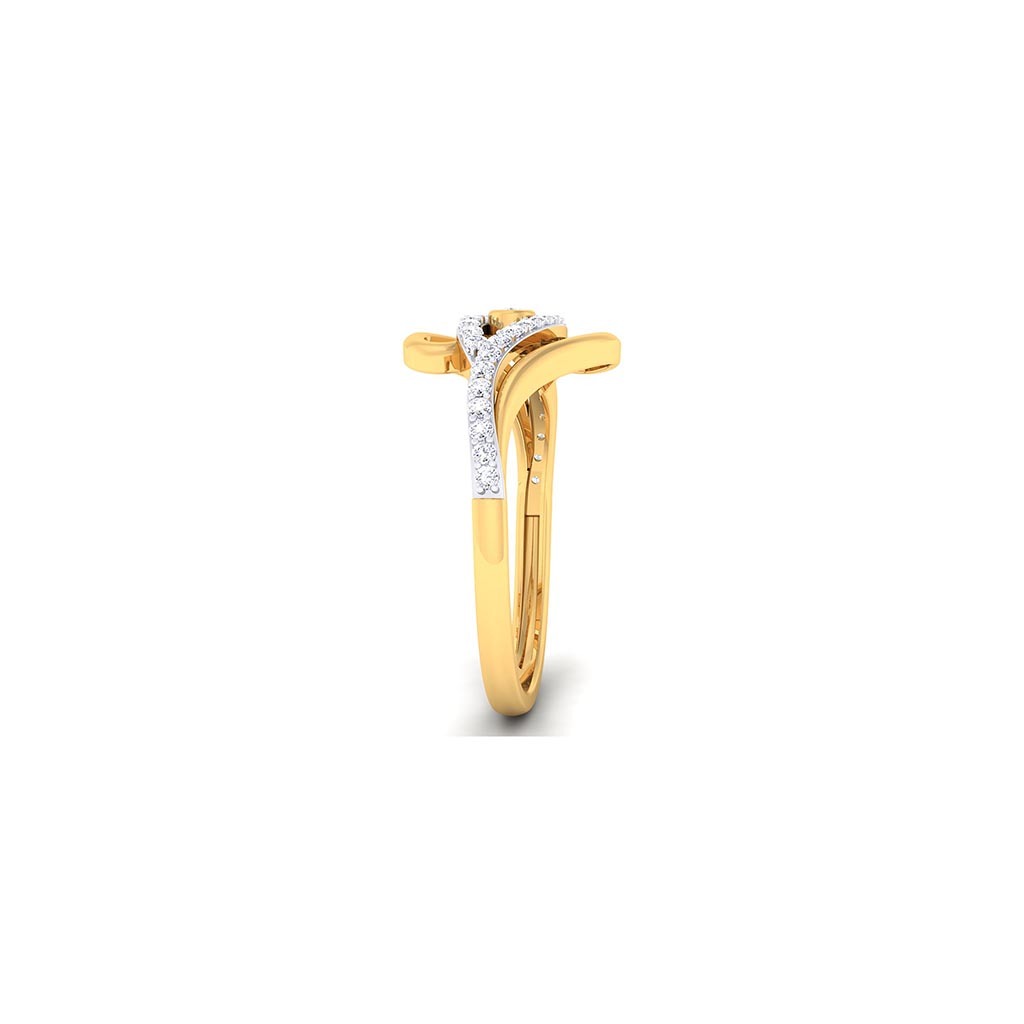18k Yellow Gold Ring With Diamonds