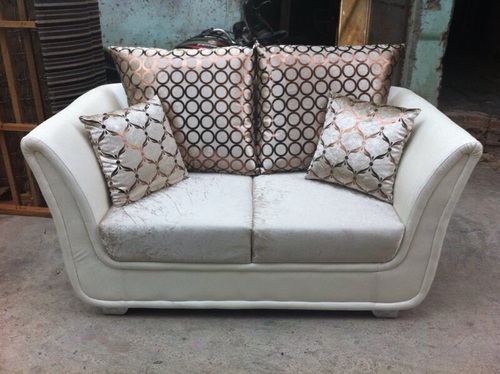 दो लोगों के लिए सोफा