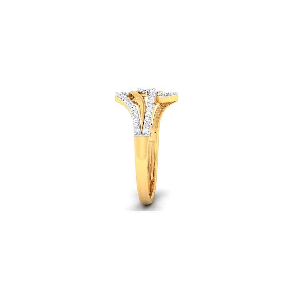 18k Yellow Gold Ring With Diamonds