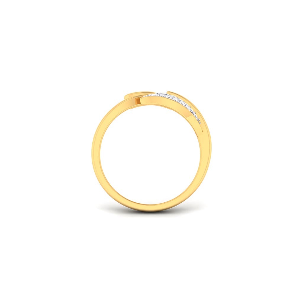 18k Yellow Gold Ring With Diamonds