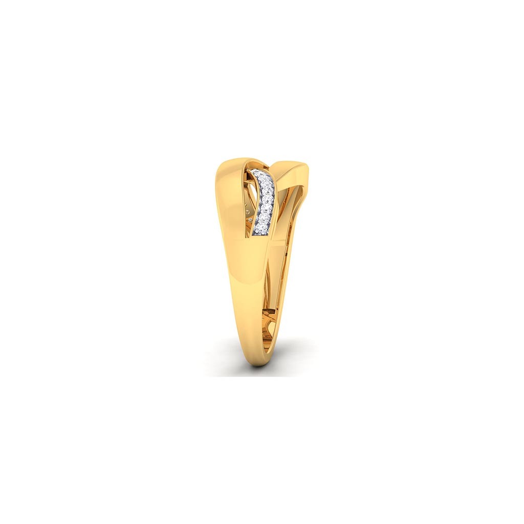 18k Yellow Gold Ring With Diamonds