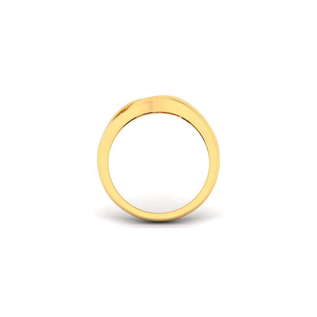 18k Yellow Gold Ring With Diamonds