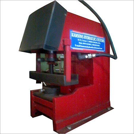 बसबार झुकने वाली मशीन