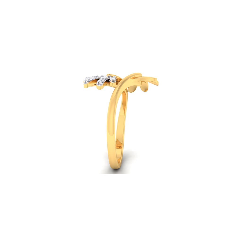 18k Yellow Gold Ring With Diamonds