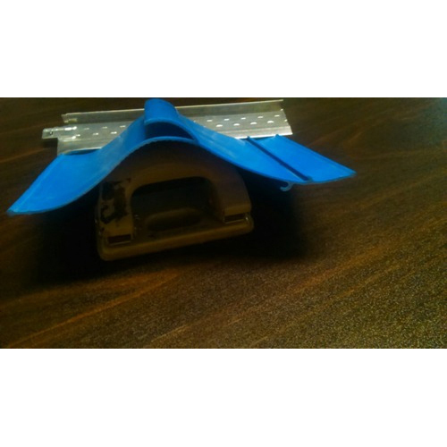 सी टाइप एलिमिनेटर 170 एमएम (डब्ल्यू) क्षमता: 1000 किलोग्राम/घंटा