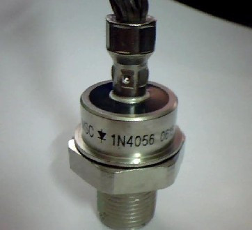 इलेक्ट्रॉनिक डायोड 1N4056